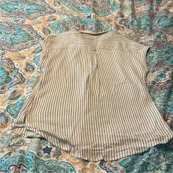 size medium Sonoma button down green and white shirt blouse - Picture 7 of 9